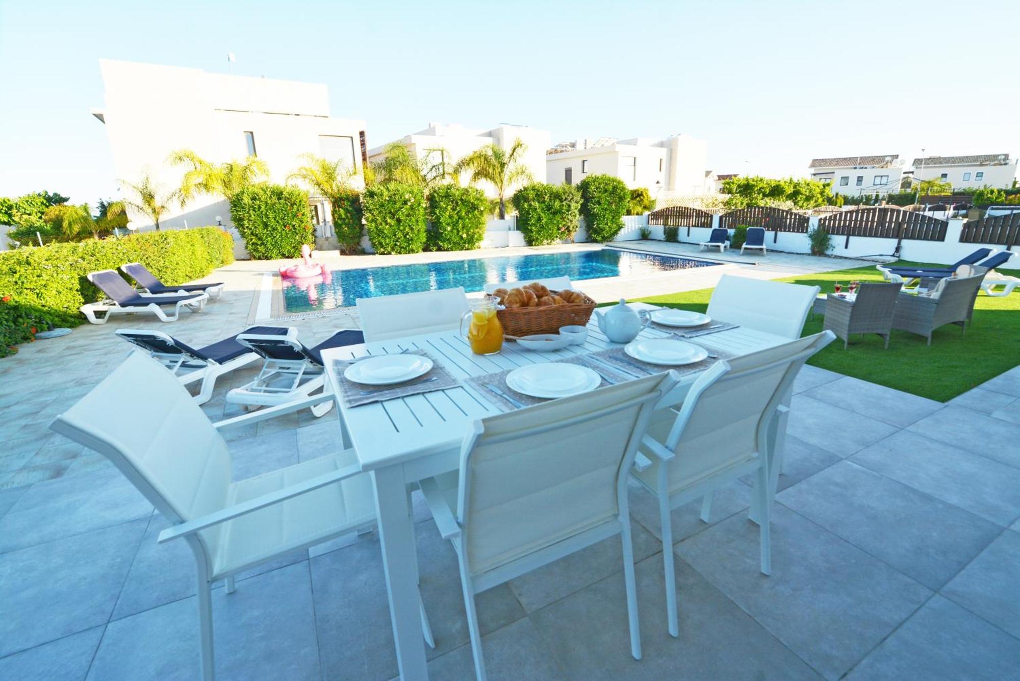 Aquamarine Villa