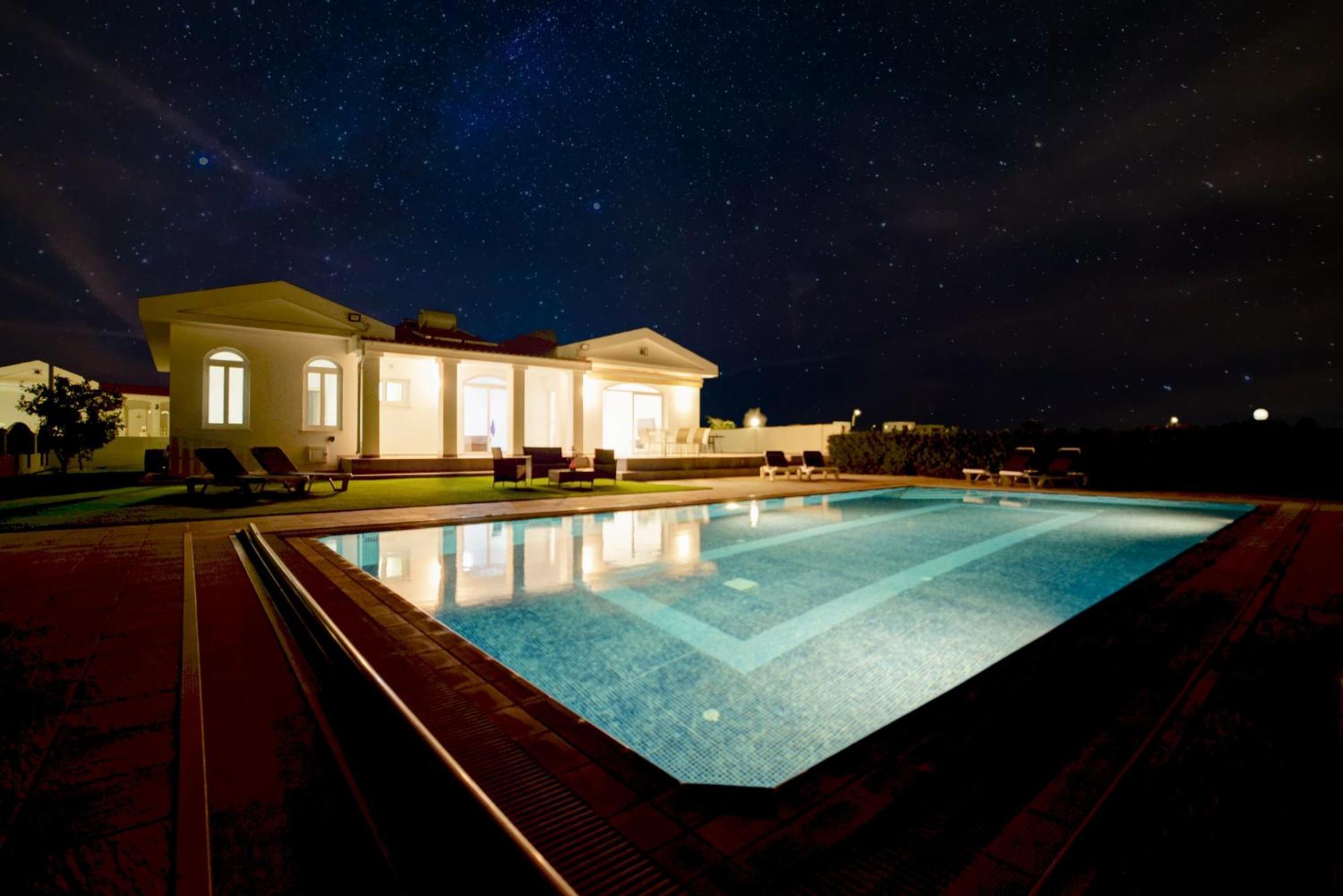 Villa Aquamarine *